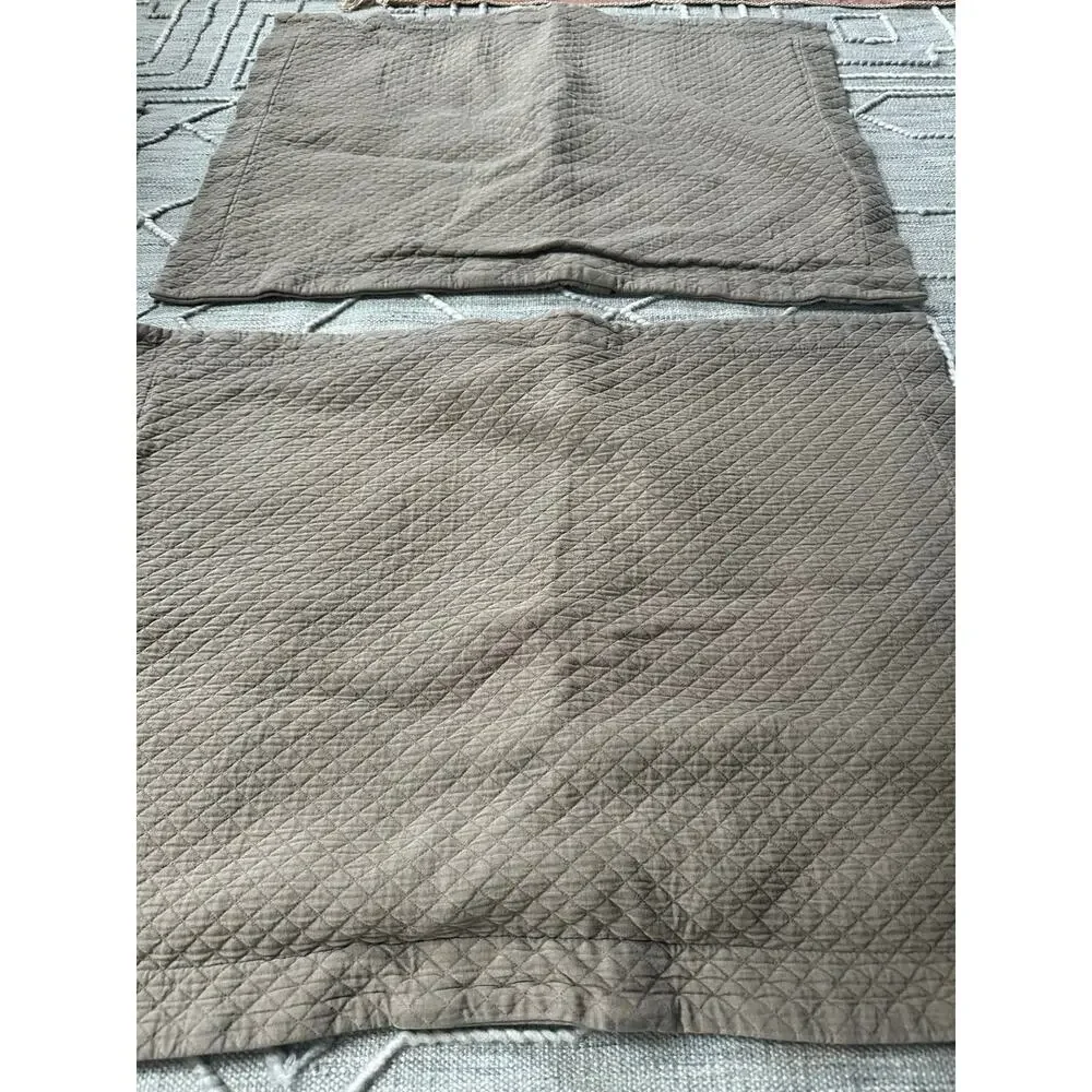 Restoration Hardware Vintage-Washed Diamond Matelasse 2 Pillow Shams STANDARD